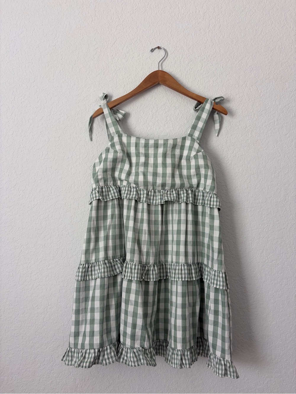 Idem Ditto L Gingham Ruffle Tie-Shoulder Dress - Sage Green